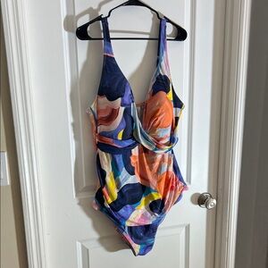 *Artesands* Premium: Colorful Swimsuit with Abstract Pattern